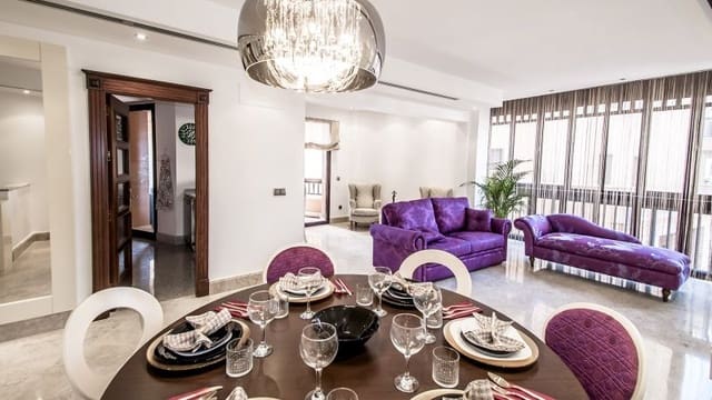 2 sypialnia Apartament na sprzedaż w Marbella z basenem garażem - 695 000 € (Ref: 10001582)