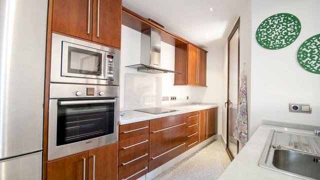 2 sypialnia Apartament na sprzedaż w Marbella z basenem garażem - 695 000 € (Ref: 10001582)
