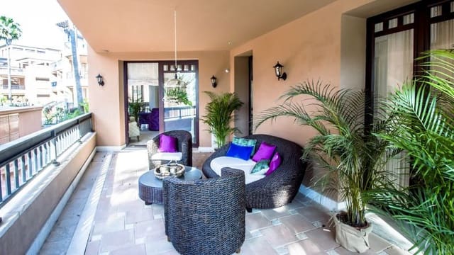 2 sypialnia Apartament na sprzedaż w Marbella z basenem garażem - 695 000 € (Ref: 10001582)