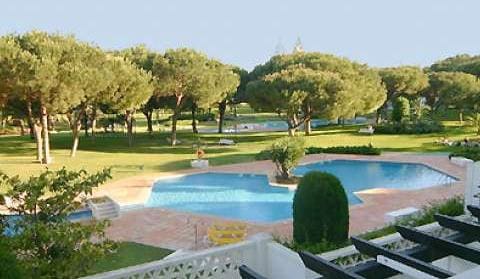 3 bedroom Apartment for sale in Puerto Banus with pool - € 1,200,000 (Ref: 10001583)