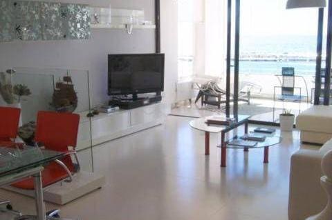 2 sypialnia Apartament na sprzedaż w Puerto Banus z basenem garażem - 780 000 € (Ref: 10001585)