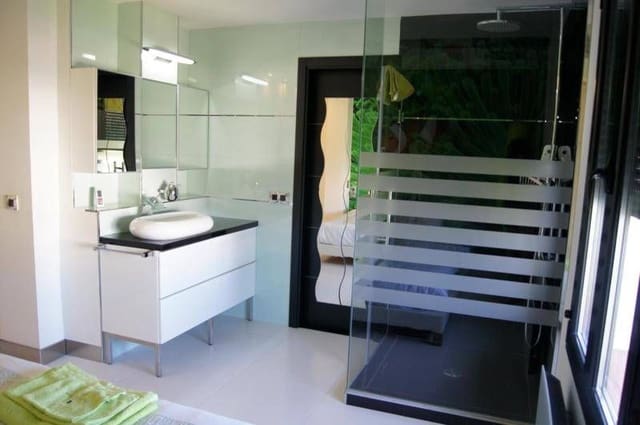 2 camera da letto Appartamento in vendita in Puerto Banus, Marbella con piscina garage - 780.000 € (Rif: 10001585)