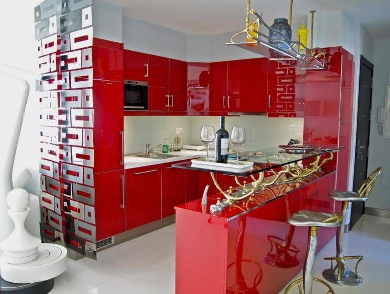 2 sypialnia Apartament na sprzedaż w Puerto Banus z basenem garażem - 780 000 € (Ref: 10001585)