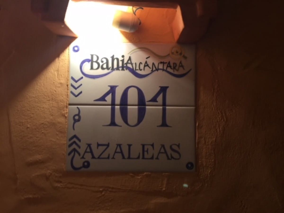 3 sypialnia Apartament na sprzedaż w Marbella z basenem - 1 100 000 € (Ref: 10001588)