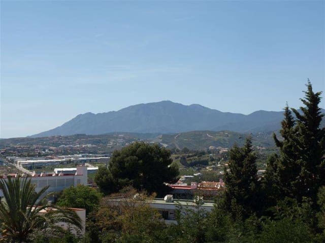 4 Zimmer Haus zu verkaufen in Marbella mit Pool - 899.000 € (Ref: 10001590)