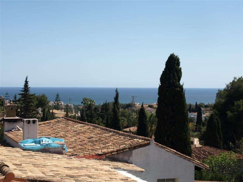 4 Zimmer Haus zu verkaufen in Marbella mit Pool - 899.000 € (Ref: 10001590)