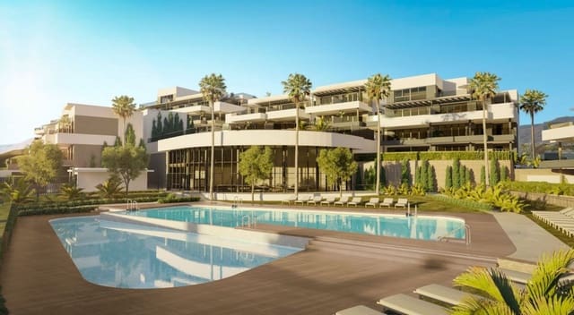 4 bedroom Villa for sale in Estepona with pool garage - € 546,000 (Ref: 10001594)
