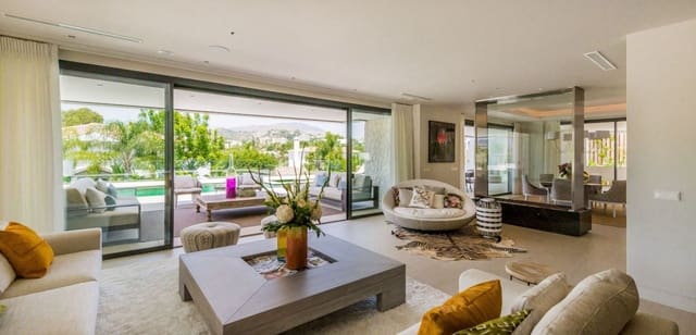 5 sypialnia Willa na sprzedaż w Marbella z basenem garażem - 3 500 000 € (Ref: 10001595)