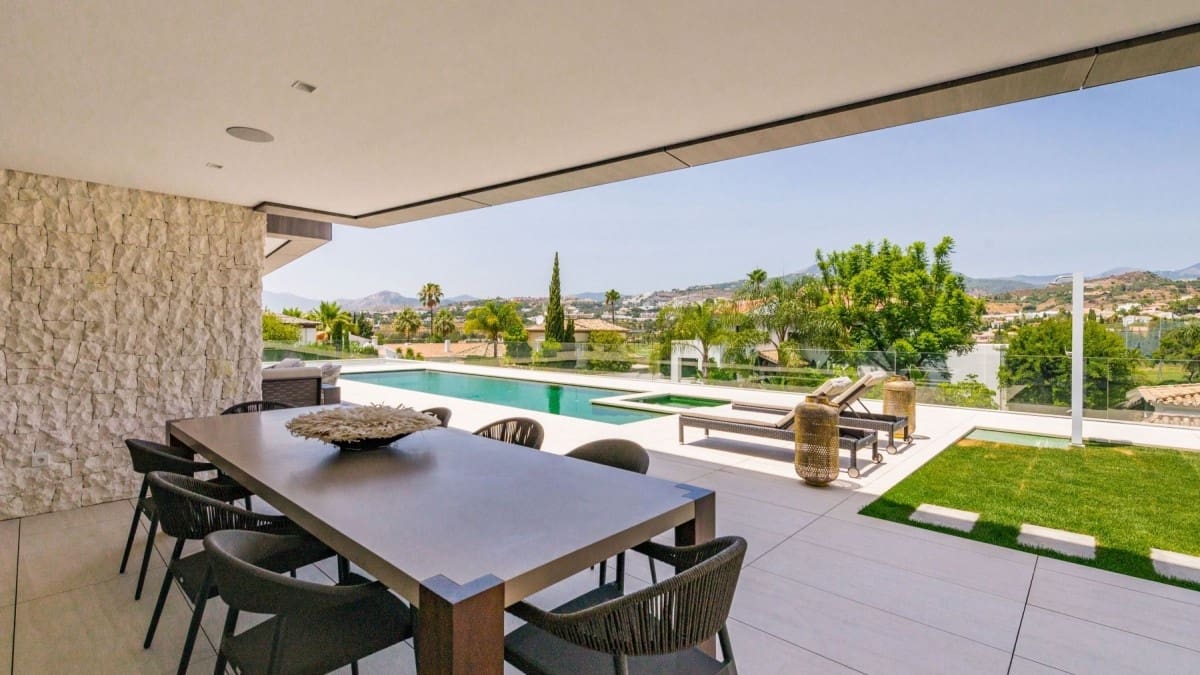 Chalet de 5 habitaciones en Marbella en venta con piscina garaje - 3.500.000 € (Ref: 10001595)