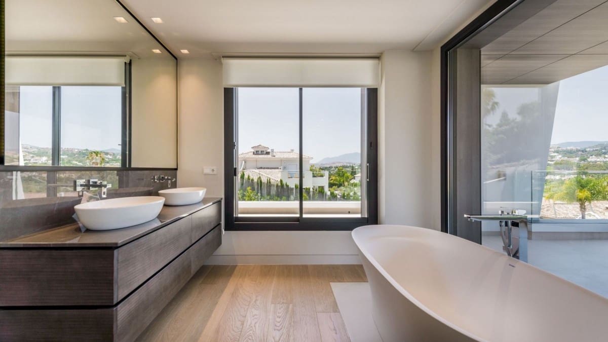 Chalet de 5 habitaciones en Marbella en venta con piscina garaje - 3.500.000 € (Ref: 10001595)