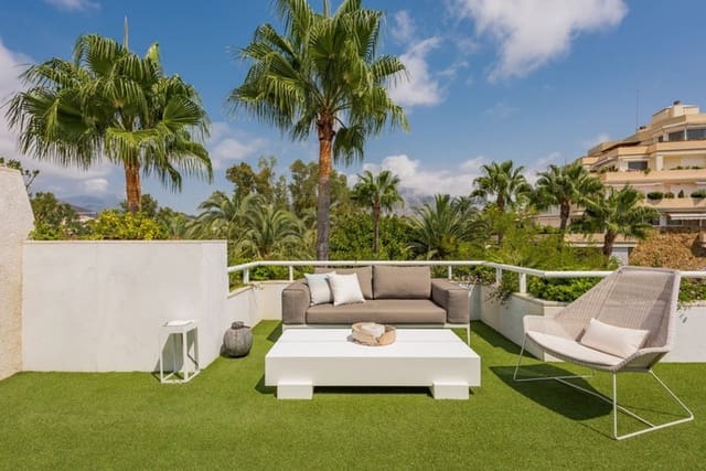3 slaapkamer Penthouse te koop in Marbella met zwembad garage - € 1.950.000 (Ref: 10001596)