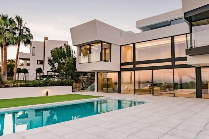 5 quarto Moradia para venda em Marbella com piscina garagem - 3 300 000 € (Ref: 10001597)