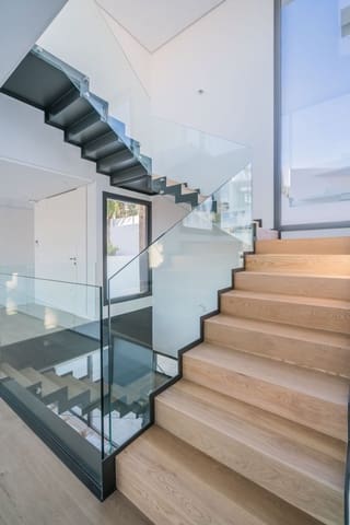 5 quarto Moradia para venda em Marbella com piscina garagem - 3 300 000 € (Ref: 10001597)
