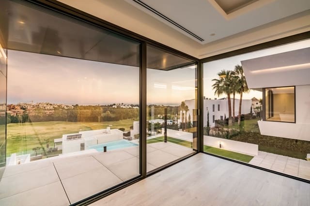 5 quarto Moradia para venda em Marbella com piscina garagem - 3 300 000 € (Ref: 10001597)