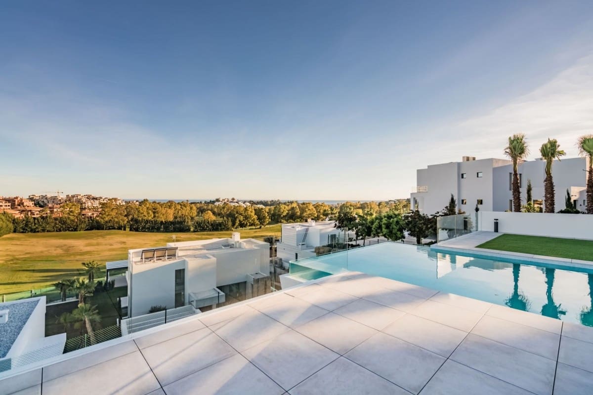 5 quarto Moradia para venda em Marbella com piscina garagem - 3 300 000 € (Ref: 10001597)