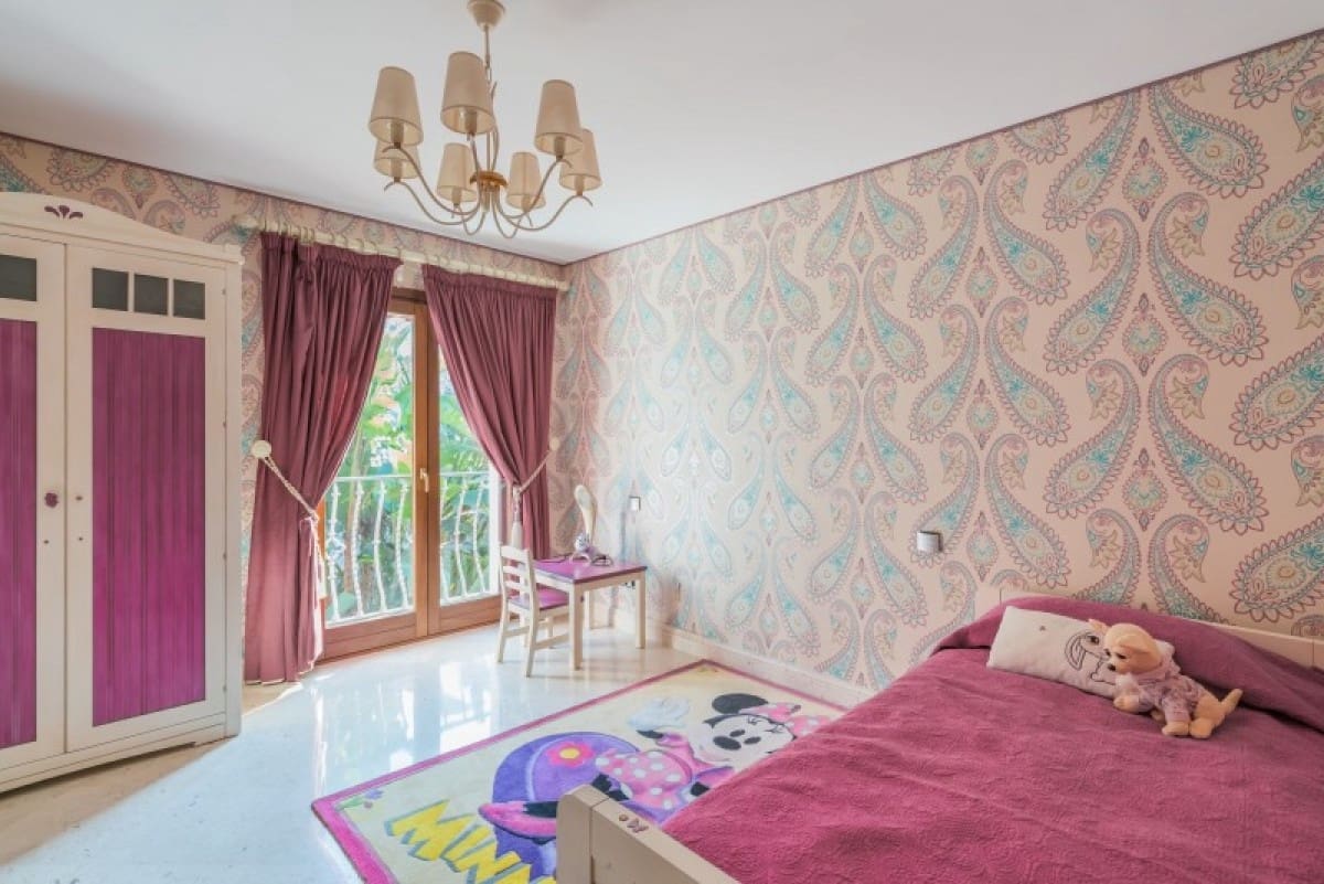 6 sypialnia Willa na sprzedaż w Golden Mile z basenem garażem - 2 890 000 € (Ref: 10001599)