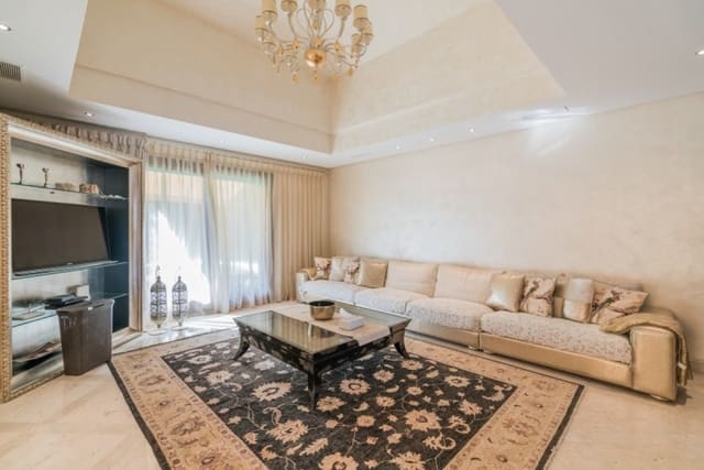 6 soverom Villa til salgs i Golden Mile, Marbella med svømmebasseng garasje - € 2 890 000 (Ref: 10001599)