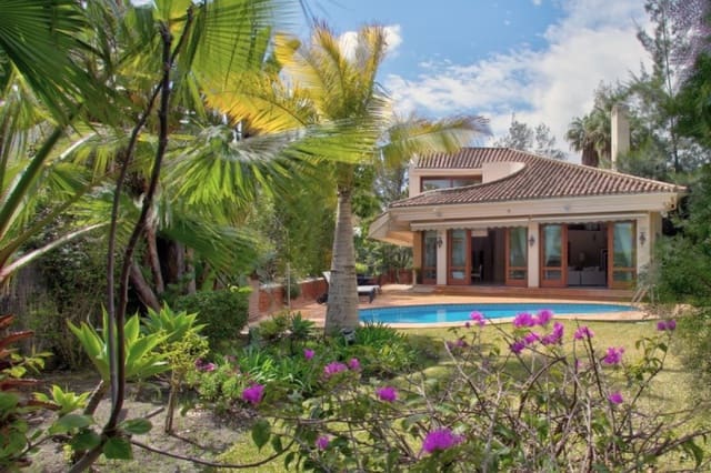 Chalet de 4 habitaciones en Benahavís en venta con piscina garaje - 1.325.000 € (Ref: 10001600)