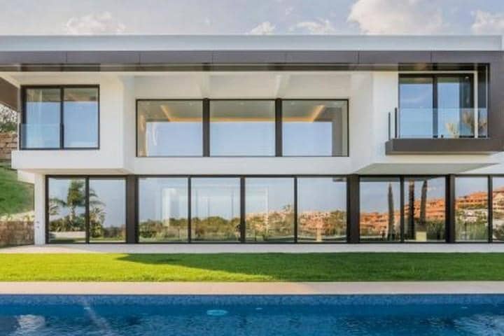5 soveværelse Villa til salg i Benahavis med swimmingpool - € 2.650.000 (Ref: 10001601)