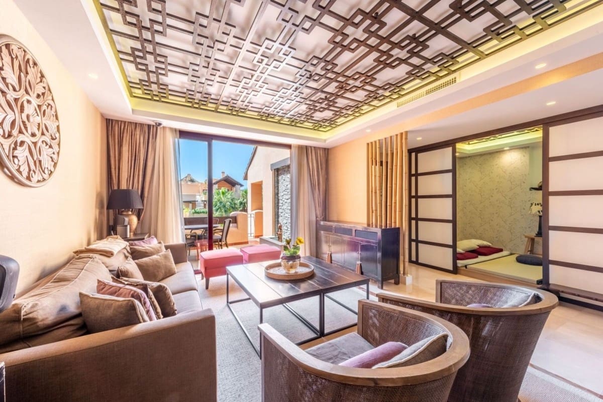 3 sypialnia Penthouse na sprzedaż w Marbella z basenem garażem - 1 395 000 € (Ref: 10001602)