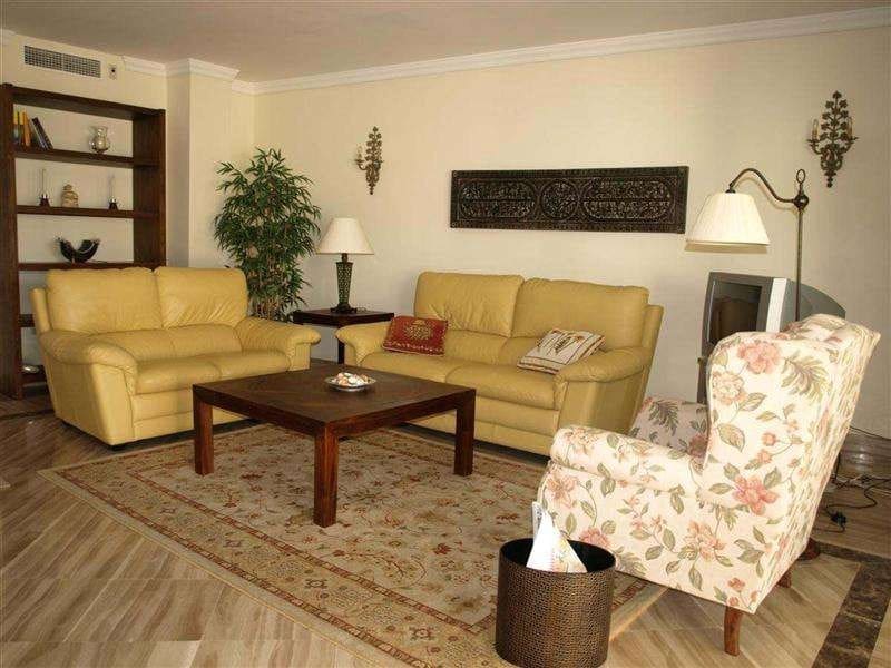 2 sypialnia Apartament na sprzedaż w Marbella z basenem garażem - 530 000 € (Ref: 10001603)