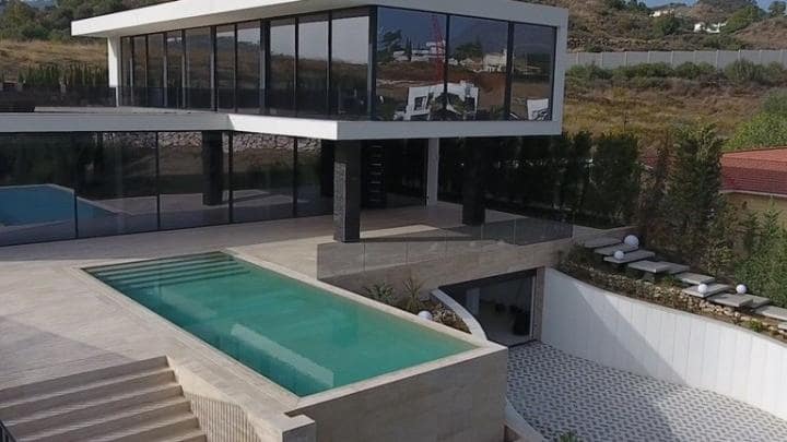 5 quarto Moradia para venda em Marbella com piscina garagem - 2 700 000 € (Ref: 10001606)
