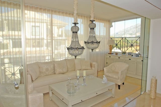 2 chambre Appartement à vendre à Marbella avec piscine garage - 1 695 000 € (Ref: 10001609)