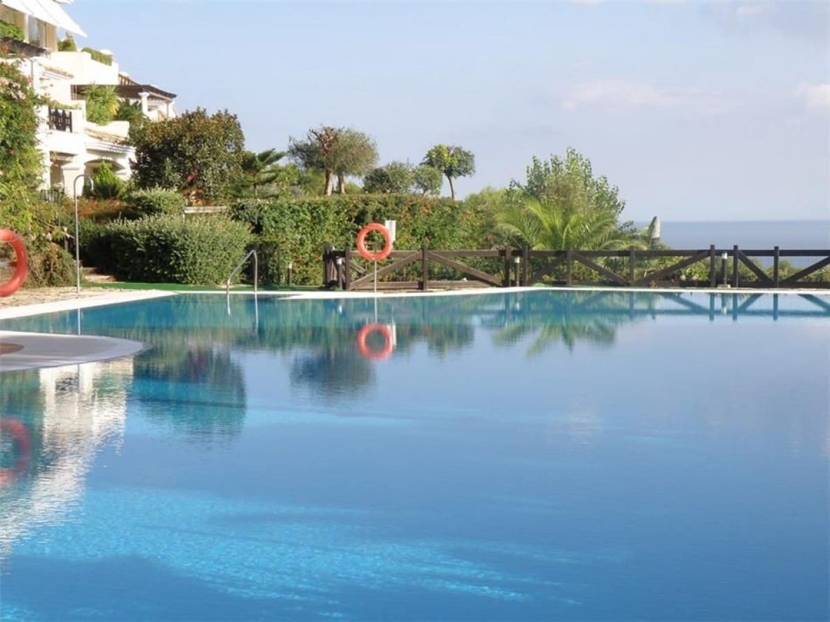 2 chambre Appartement à vendre à Marbella avec piscine garage - 1 695 000 € (Ref: 10001609)