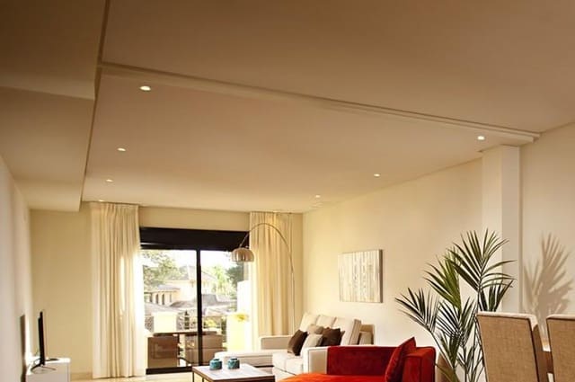 2 quarto Apartamento para venda em Puerto Banus, Marbella com piscina garagem - 792 870 € (Ref: 10001611)