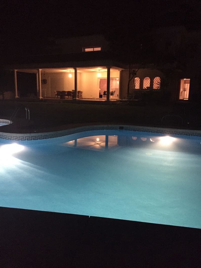 5 quarto Moradia para venda em Marbella com piscina garagem - 1 495 000 € (Ref: 10001612)