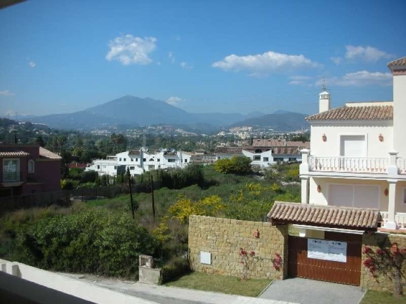 5 quarto Moradia para venda em Marbella com piscina garagem - 1 495 000 € (Ref: 10001612)