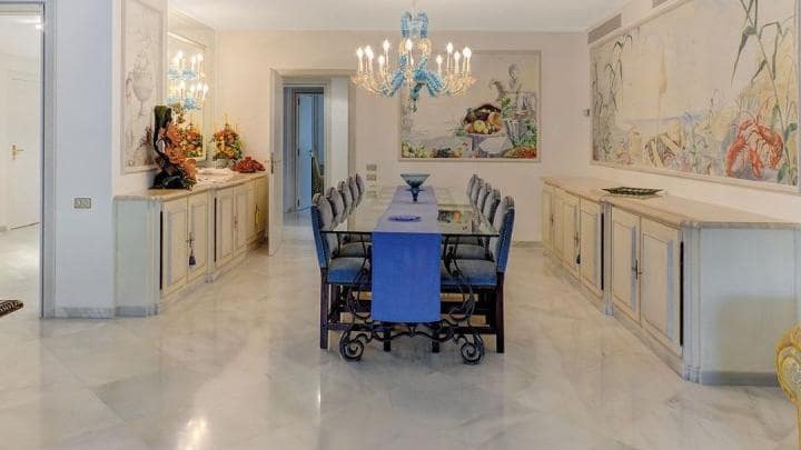 5 sypialnia Apartament na sprzedaż w Marbella z basenem garażem - 2 495 000 € (Ref: 10001613)