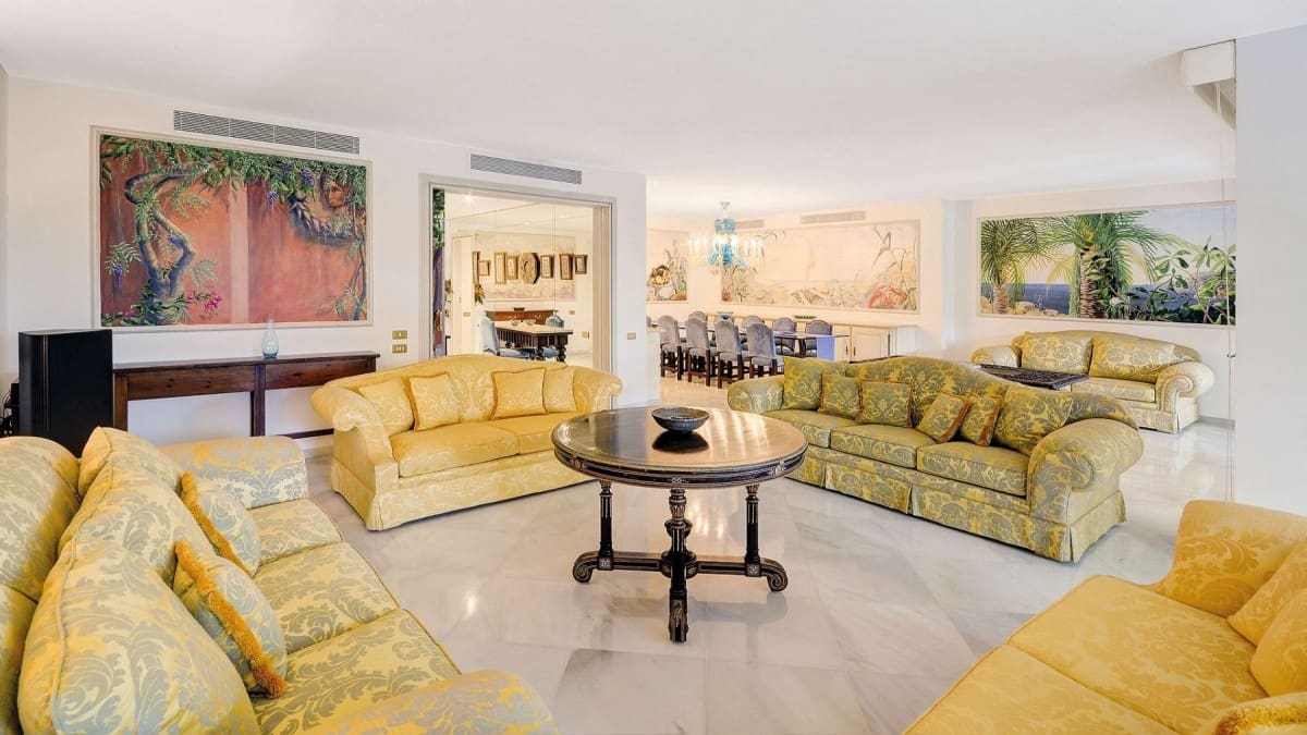 5 sypialnia Apartament na sprzedaż w Marbella z basenem garażem - 2 495 000 € (Ref: 10001613)
