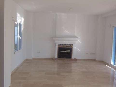 4 bedroom Villa for sale in Marbella with pool - € 1,200,000 (Ref: 10001617)