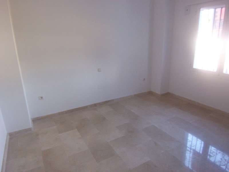 4 bedroom Villa for sale in Marbella with pool - € 1,200,000 (Ref: 10001617)
