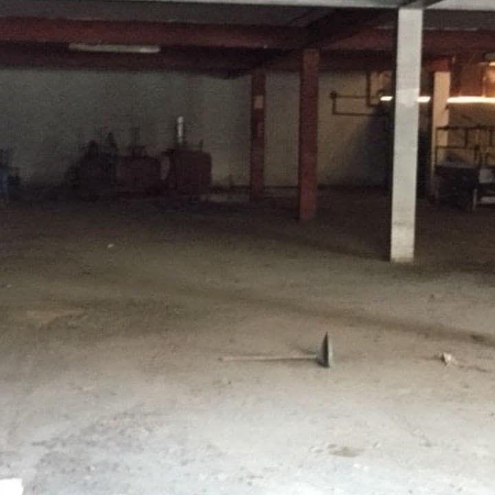 Komercyjne na sprzedaż w Nueva Andalucia z basenem - 975 000 € (Ref: 10001618)