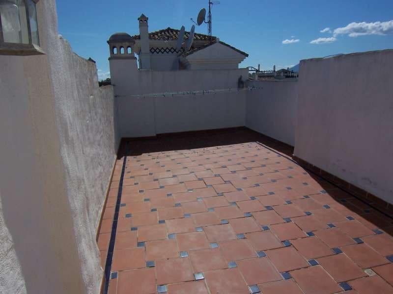 4 sovrum Takvåning till salu i Marbella med pool garage - 1 100 000 € (Ref: 10001619)