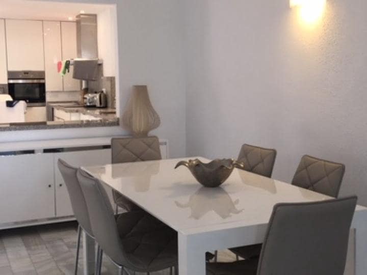 3 soveværelse Byhus til salg i Marbella med swimmingpool - € 339.000 (Ref: 10001623)