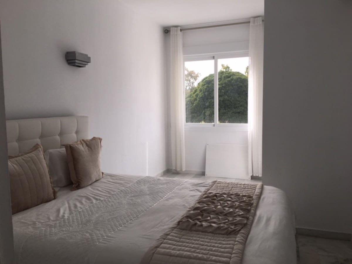 3 soveværelse Byhus til salg i Marbella med swimmingpool - € 339.000 (Ref: 10001623)