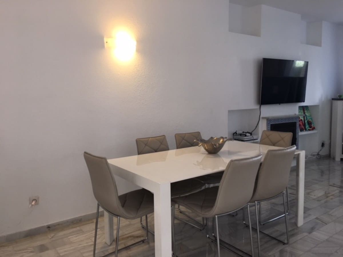 3 soveværelse Byhus til salg i Marbella med swimmingpool - € 339.000 (Ref: 10001623)