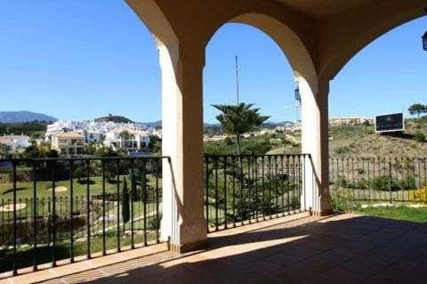 3 quarto Moradia para venda em Marbella com piscina garagem - 750 000 € (Ref: 10001628)
