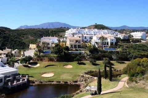 3 quarto Moradia para venda em Marbella com piscina garagem - 750 000 € (Ref: 10001628)