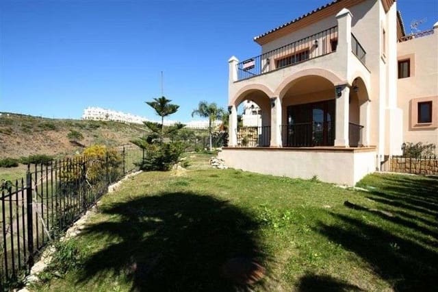 3 quarto Moradia para venda em Marbella com piscina garagem - 750 000 € (Ref: 10001628)