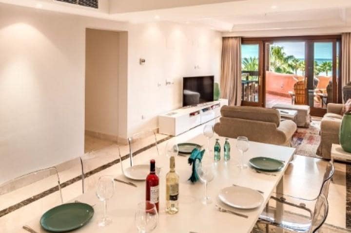 3 soverom Leilighet til salgs i New Golden Mile med svømmebasseng garasje - € 725 000 (Ref: 10001629)