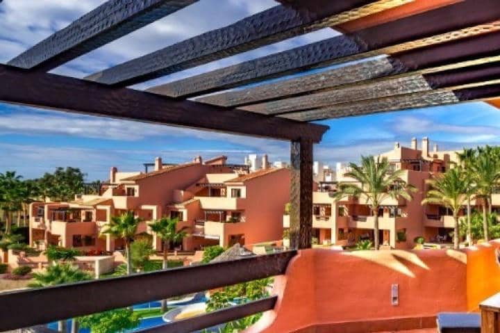3 soverom Leilighet til salgs i New Golden Mile med svømmebasseng garasje - € 725 000 (Ref: 10001629)