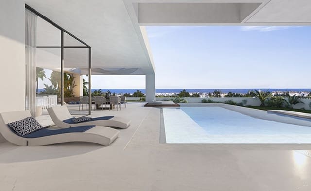 Chalet de 4 habitaciones en Estepona en venta con piscina garaje - 1.075.000 € (Ref: 10001630)