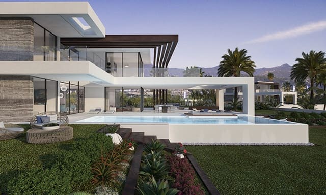 Chalet de 4 habitaciones en Estepona en venta con piscina garaje - 1.075.000 € (Ref: 10001630)
