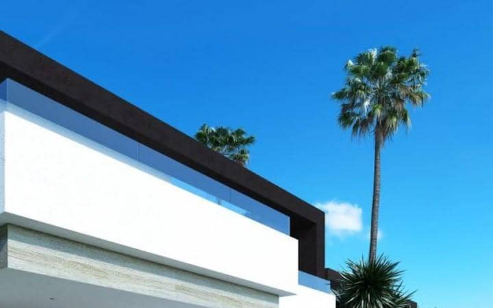 Casa de 4 habitaciones en Estepona en venta con piscina garaje - 345.000 € (Ref: 10001635)