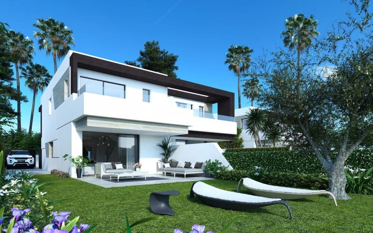 Casa de 4 habitaciones en Estepona en venta con piscina garaje - 345.000 € (Ref: 10001635)