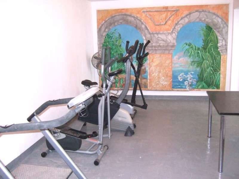 10 soveværelse Villa til salg i Marbella med swimmingpool - € 1.350.000 (Ref: 10001636)